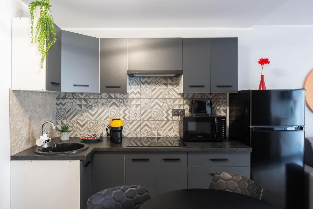Residenza Santa Anastasia With Parking Included Appartamento
