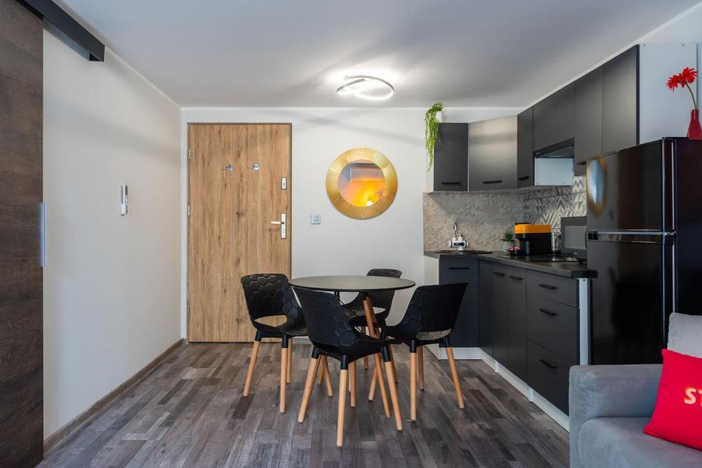 Residenza Santa Anastasia With Parking Included Apartment *